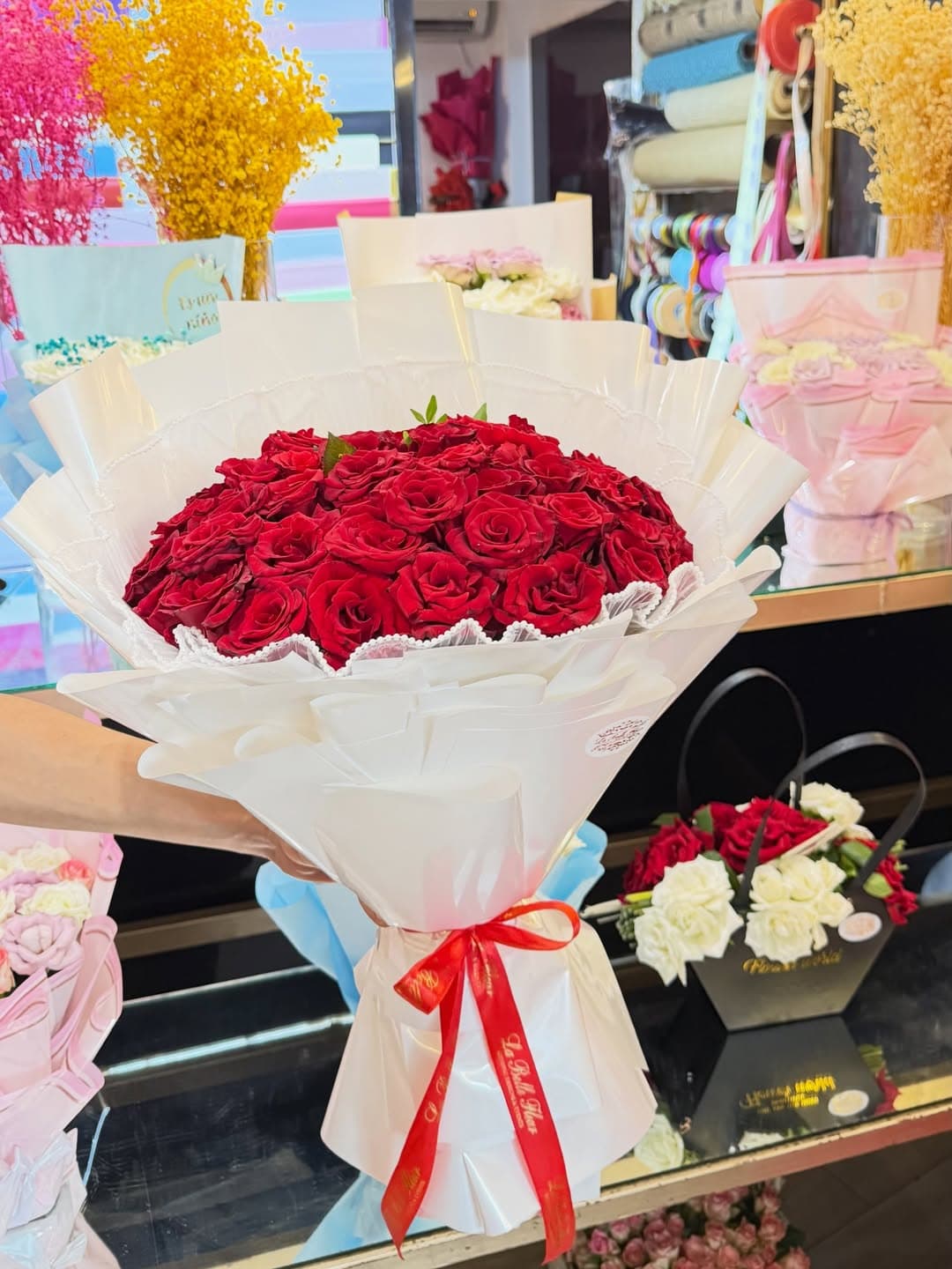 LA BELLE FLEUR FLOWERS 3